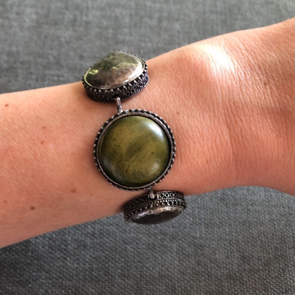 Lucky Brand Green Wood And Metal Cabachon Bracelet - Picture 10 of 15